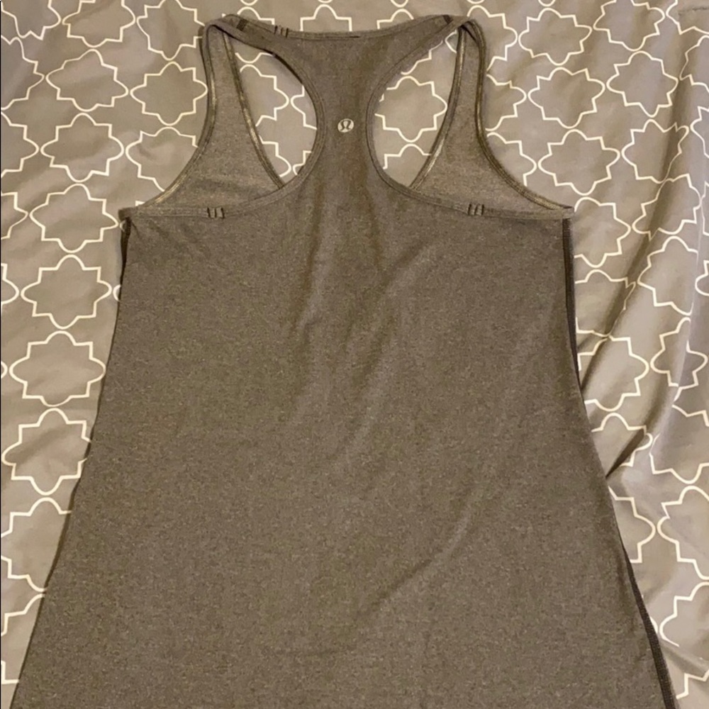 🌺LULULEMON RACERBACK TANK🌺